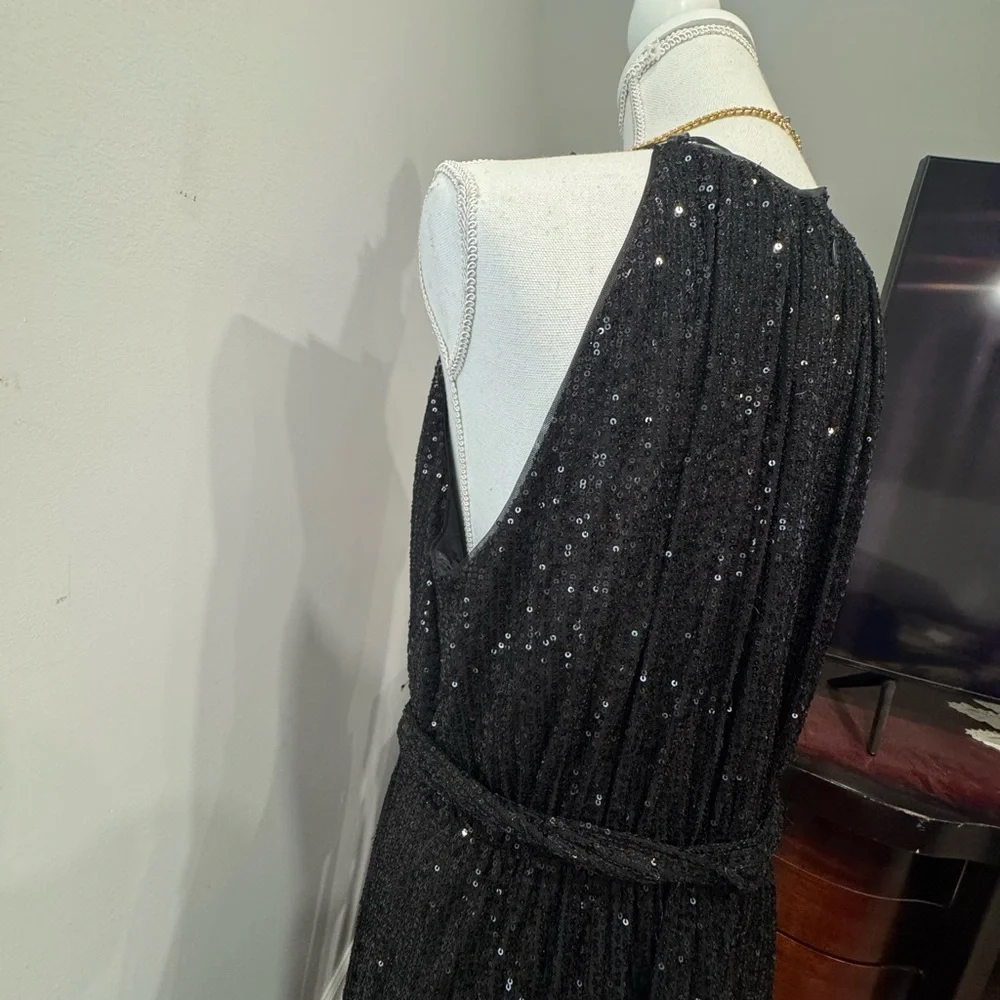 DKNY Black Sequin Sleeveless Gown - Picture 6 of 15